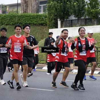 Runner Photo 8075762