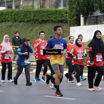Runner Photo 8075786
