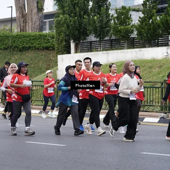Runner Photo 8075811