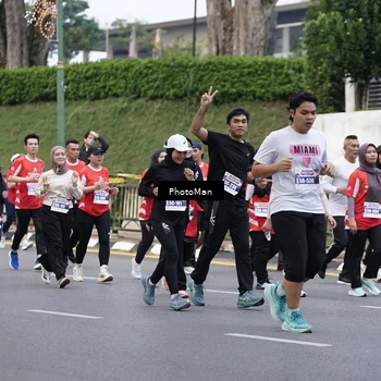 Runner Photo 8075827