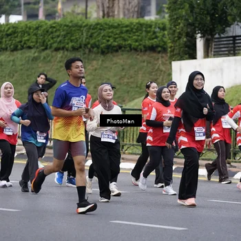 Runner Photo 8075834