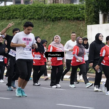 Runner Photo 8075839