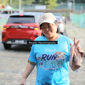 Runner Photo 8075840