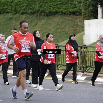 Runner Photo 8075862