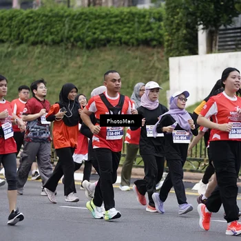 Runner Photo 8075895