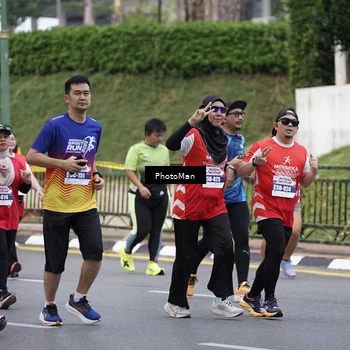 Runner Photo 8075914