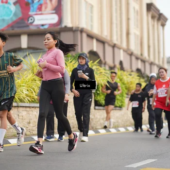 Runner Photo 8075936
