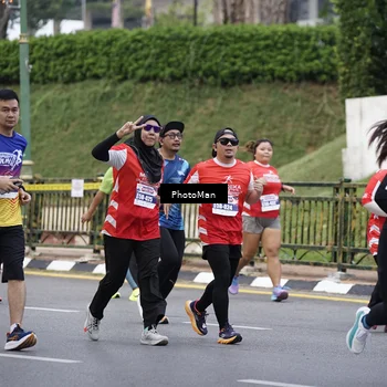 Runner Photo 8075953