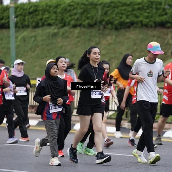 Runner Photo 8075965