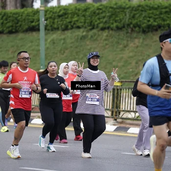 Runner Photo 8075993