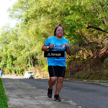 Runner Photo 8076002