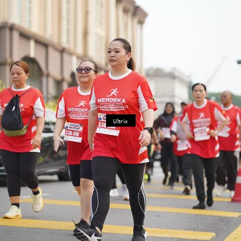 Runner Photo 8076012