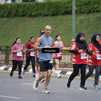 Runner Photo 8076015