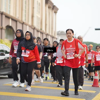 Runner Photo 8076026