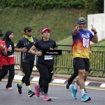 Runner Photo 8076050
