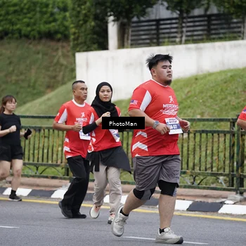 Runner Photo 8076056