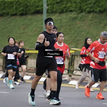 Runner Photo 8076080