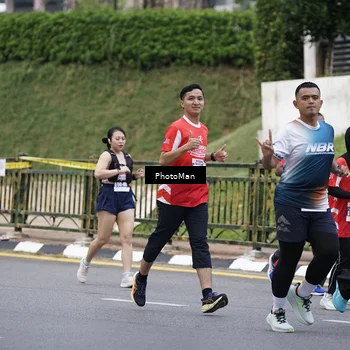 Runner Photo 8076136