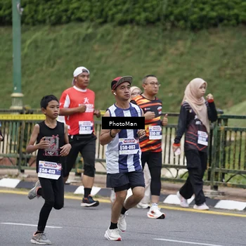 Runner Photo 8076163