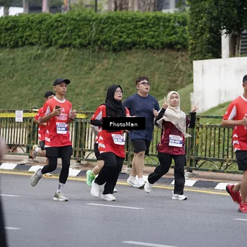 Runner Photo 8076180