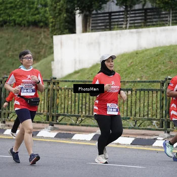 Runner Photo 8076201