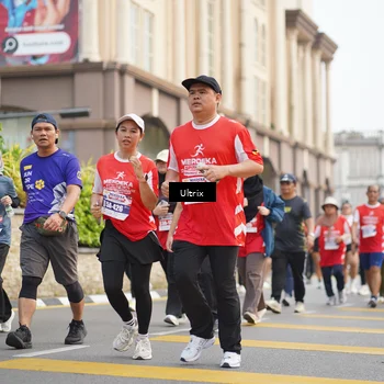 Runner Photo 8076207