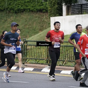 Runner Photo 8076212