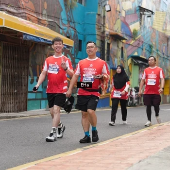 Runner Photo 8076229