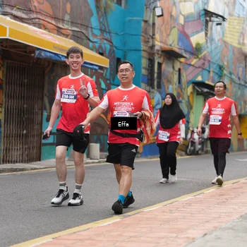 Runner Photo 8076235