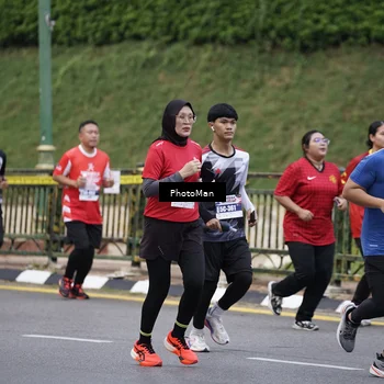 Runner Photo 8076248