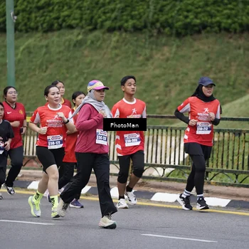 Runner Photo 8076267