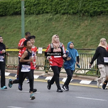 Runner Photo 8076282