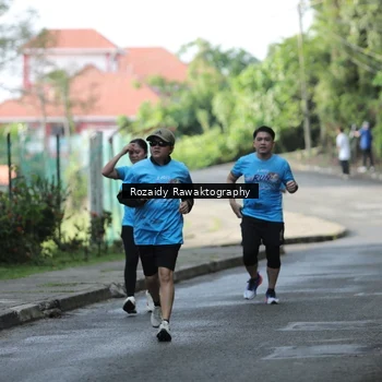 Runner Photo 8076295