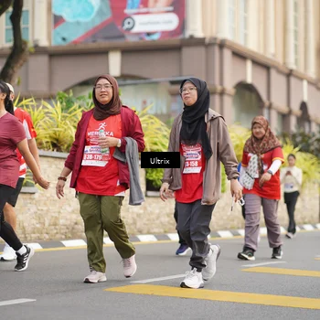 Runner Photo 8076301