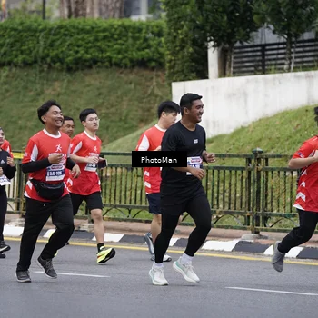 Runner Photo 8076314