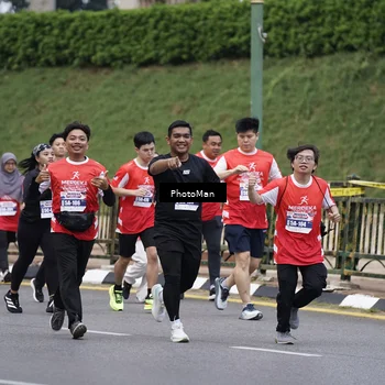 Runner Photo 8076330
