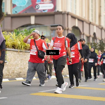 Runner Photo 8076343