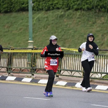Runner Photo 8076345