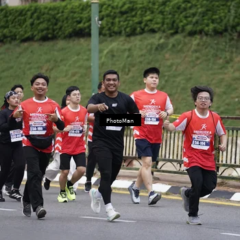 Runner Photo 8076348