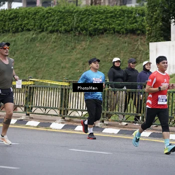 Runner Photo 8076367