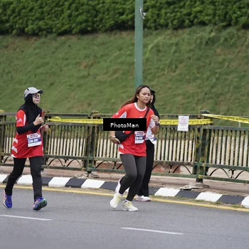 Runner Photo 8076368