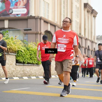 Runner Photo 8076420