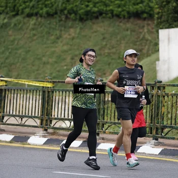 Runner Photo 8076425
