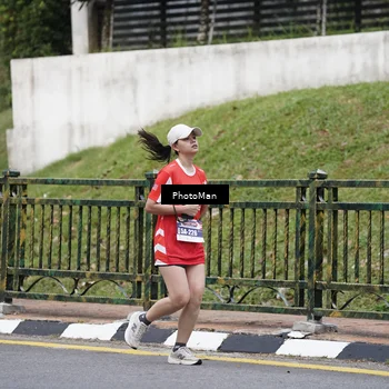 Runner Photo 8076433