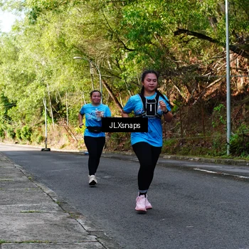 Runner Photo 8076459