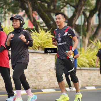 Runner Photo 8076481