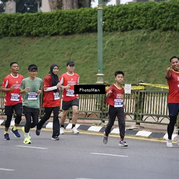 Runner Photo 8076496