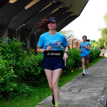 Runner Photo 8076502