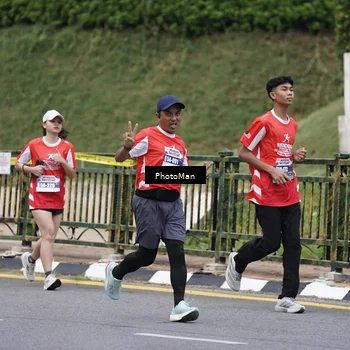 Runner Photo 8076511