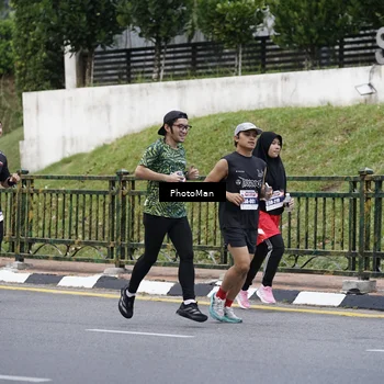 Runner Photo 8076524